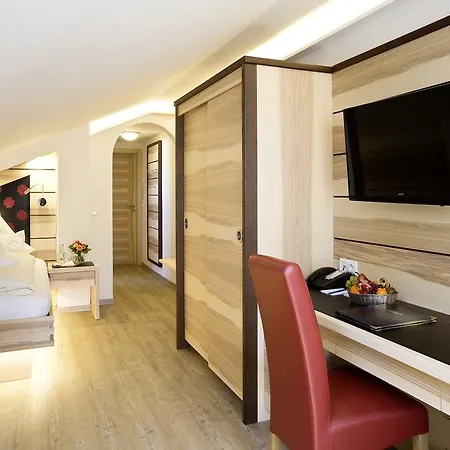 Hotell Filser 4*